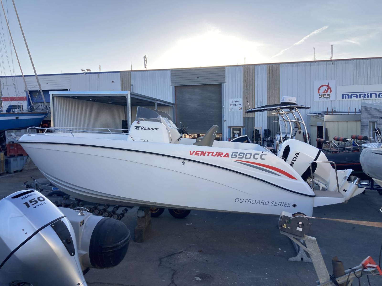 RODMAN 690 VENTURA CC - OPEN