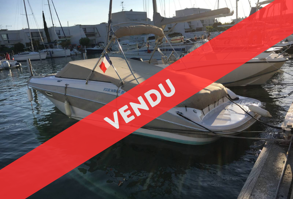 FOUR WINNS 260 HORIZON - BOWRIDER