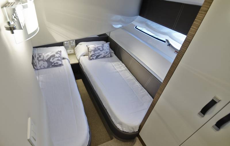 RODMAN MUSE 44 - Experience Yachting