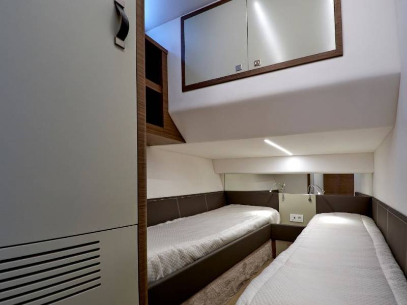 RODMAN 1290 FISHER PRO - Experience Yachting