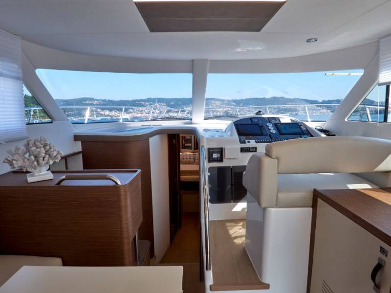 RODMAN 1290 FISHER PRO - Experience Yachting