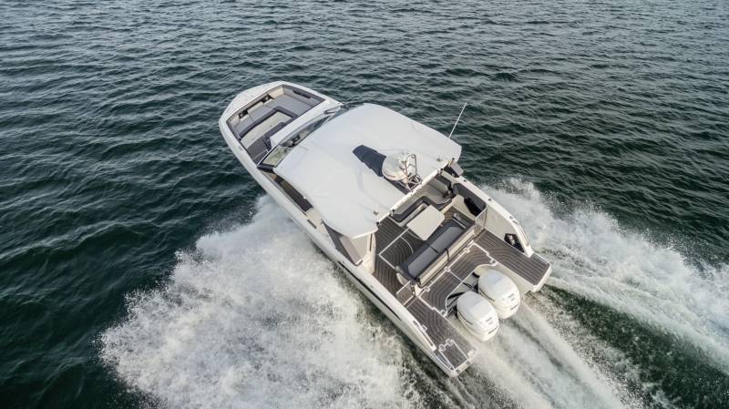 GALEON 325 GTO - YACHT