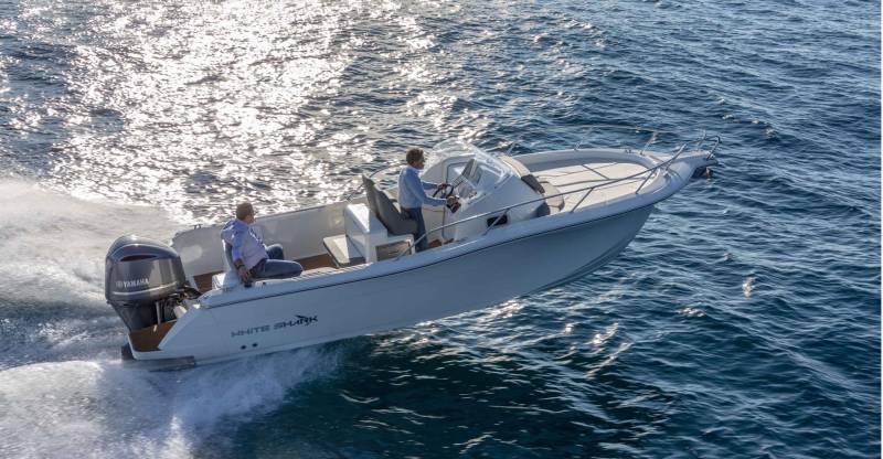 WHITE SHARK 240 SPORT CABIN EVO - SUNDECK