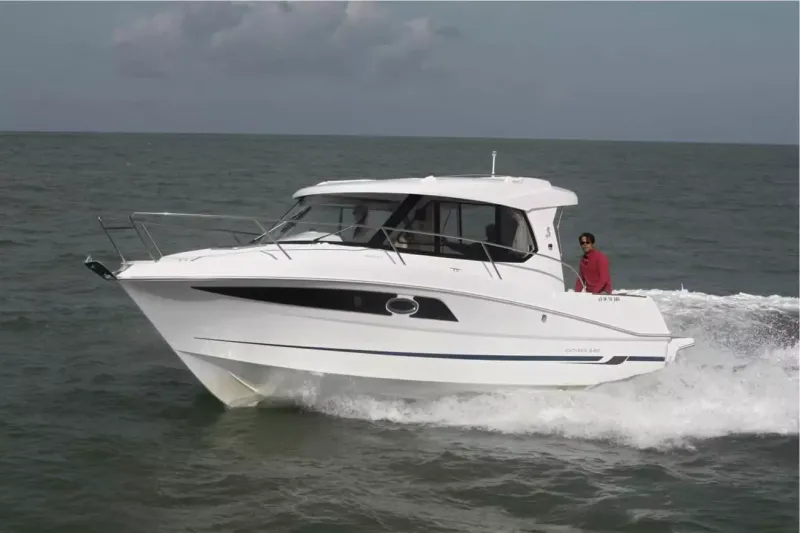 BENETEAU ANTARES 880 - TIMONIER