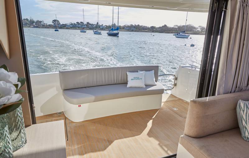 RODMAN SPIRIT 42' COUPÉ - Experience Yachting
