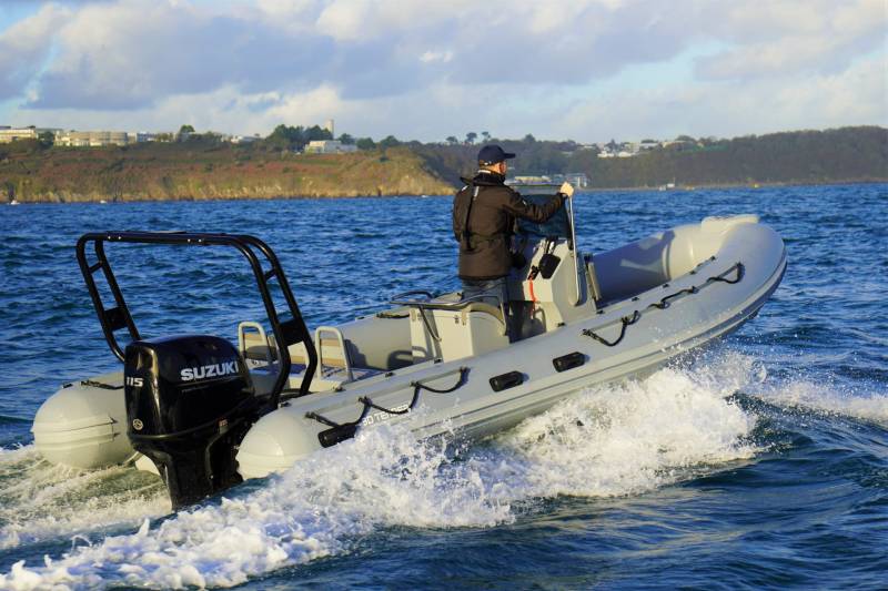 3D TENDER XPRO 589 - SEMI RIGIDE