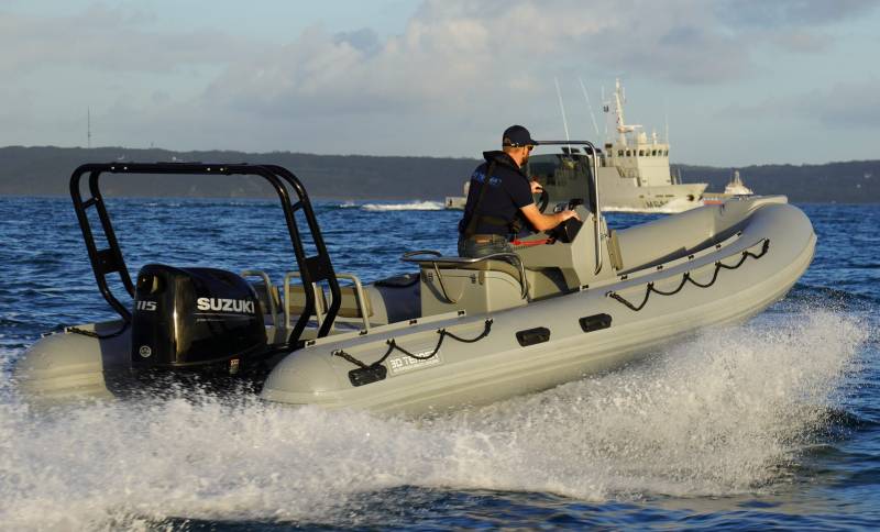 3D TENDER XPRO 589 - SEMI RIGIDE