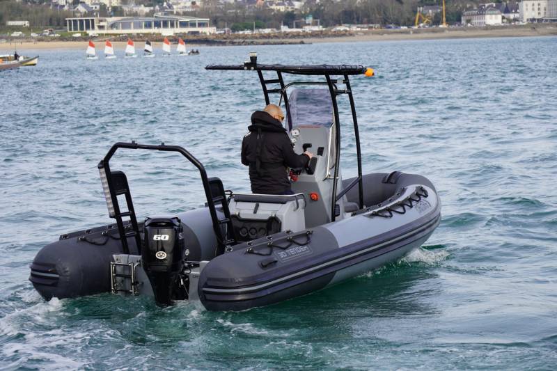 3D TENDER PATROL 550 - SEMI RIGIDE