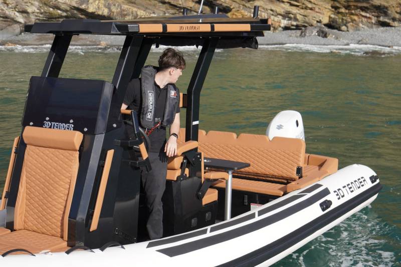 3D TENDER ODYSSEY 635 - SEMI RIGIDE