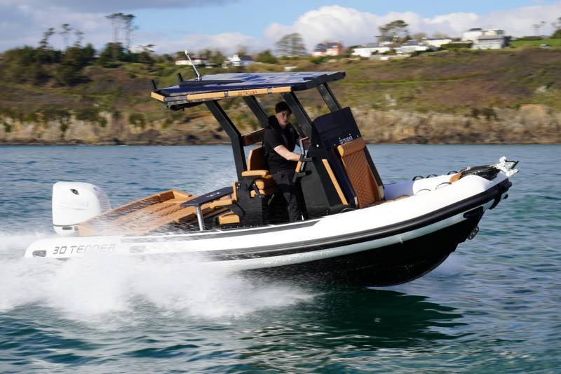 3D TENDER ODYSSEY 635 - SEMI RIGIDE