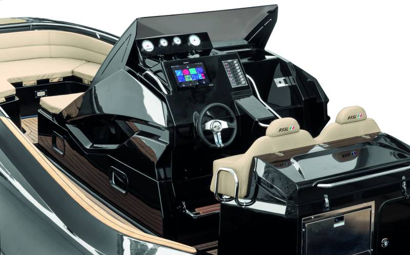 ZAR 95 SPORT LUXURY - SEMI RIGIDE