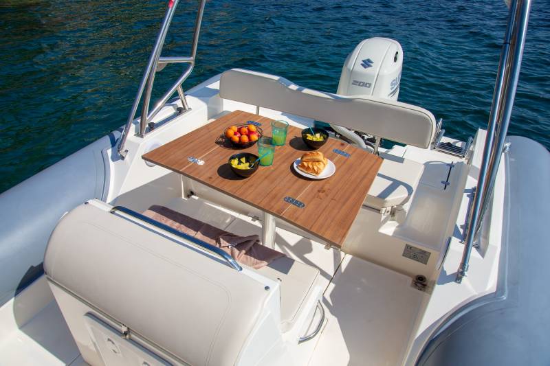 NUOVA JOLLY NJ 700 XL - SEMI RIGIDE