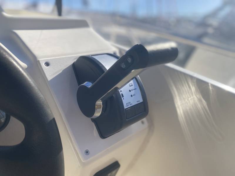 JEANNEAU CAP CAMARAT 755 WA – MOTEUR NEUF 2025