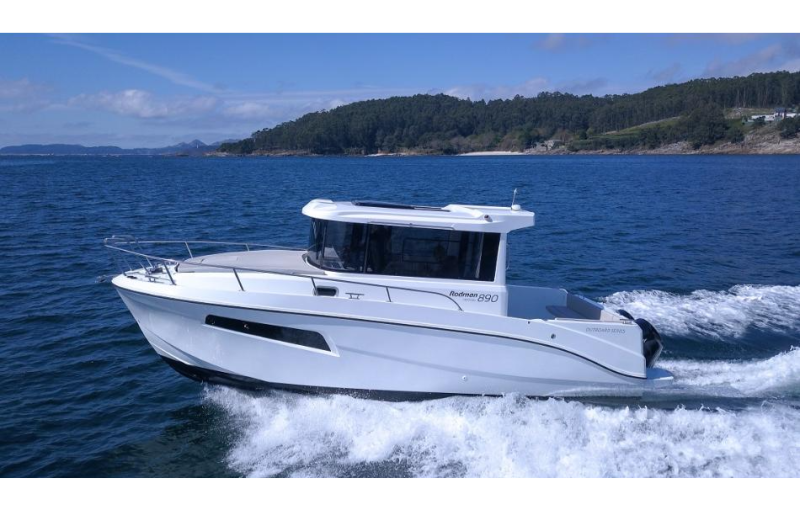 RODMAN 890 VENTURA HT - Experience Yachting