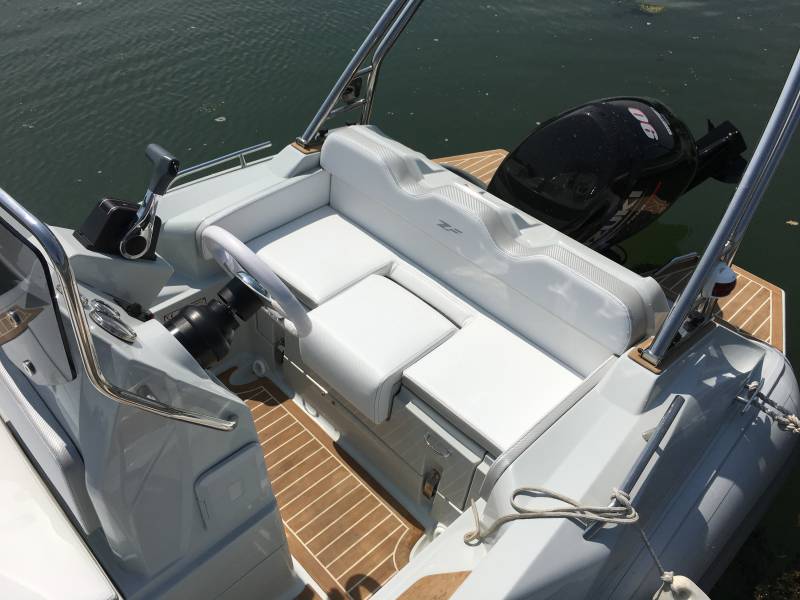 ZAR 49 SPORT LUXURY - SEMI RIGIDE