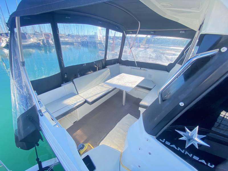 JEANNEAU MERRY FISHER 795