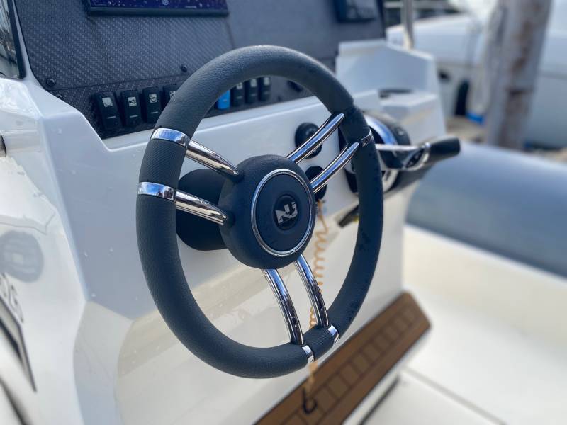 NUOVA JOLLY 850 XL – SEMI RIGIDE