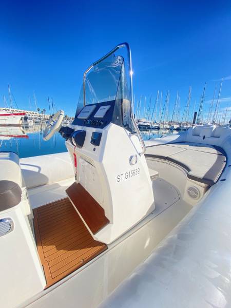 NUOVA JOLLY PRINCE 27 – SEMI RIGIDE