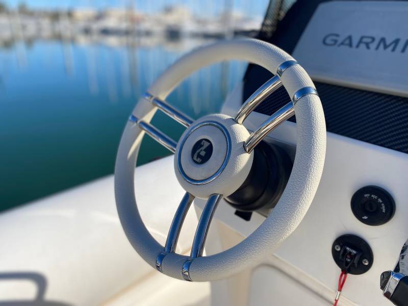 NUOVA JOLLY PRINCE 27 – SEMI RIGIDE