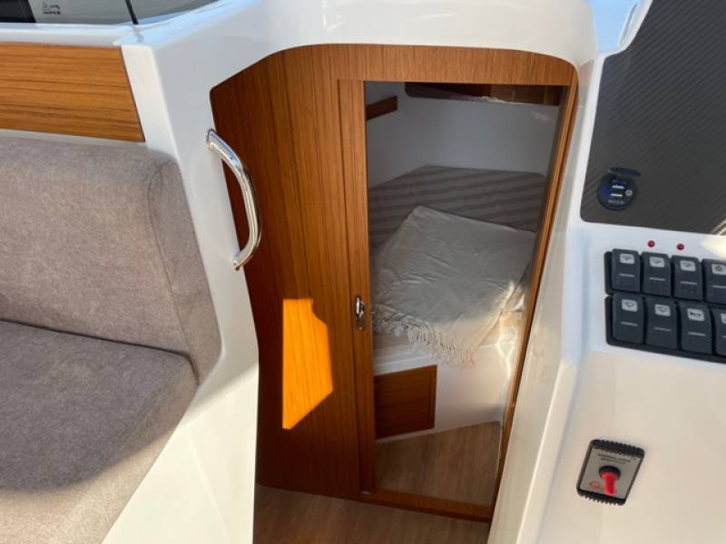 RODMAN 890 VENTURA HT - Experience Yachting