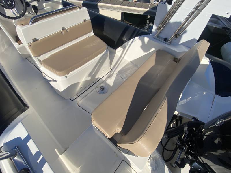 NUOVA JOLLY NJ 650 XL – SEMI-RIGIDE