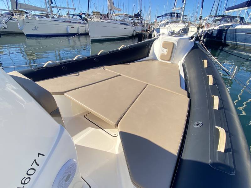 NUOVA JOLLY NJ 650 XL – SEMI-RIGIDE