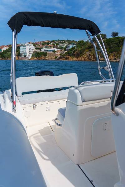 NUOVA JOLLY NJ 650 XL - SEMI RIGIDE