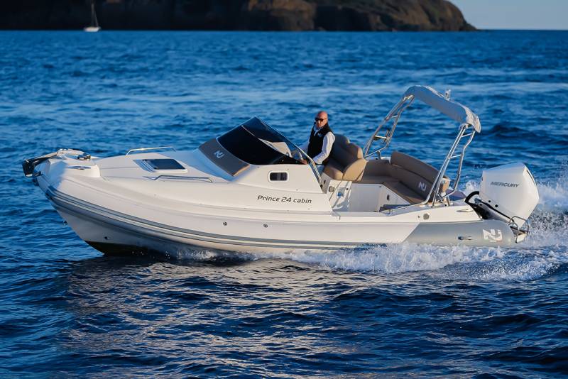 NUOVA JOLLY PRINCE 24 SPORT CABIN - SEMI RIGIDE