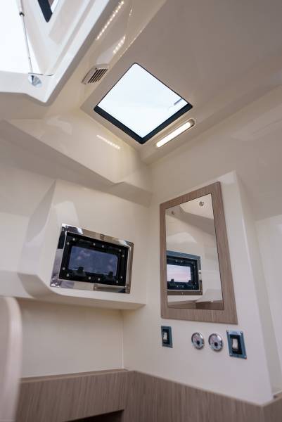 PRINCE 30 SPORT CABIN