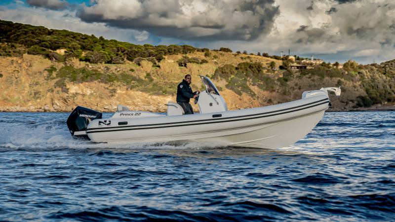 NUOVA JOLLY PRINCE 22 - SEMI RIGIDE