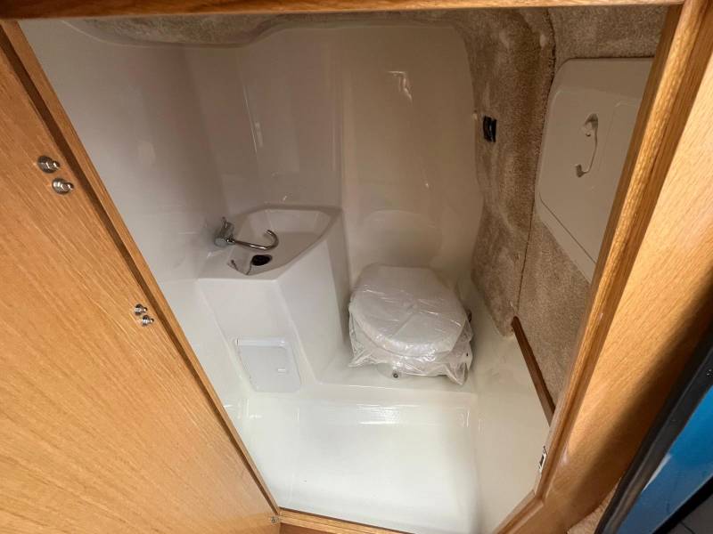 Veloce Yachts V755 Classic