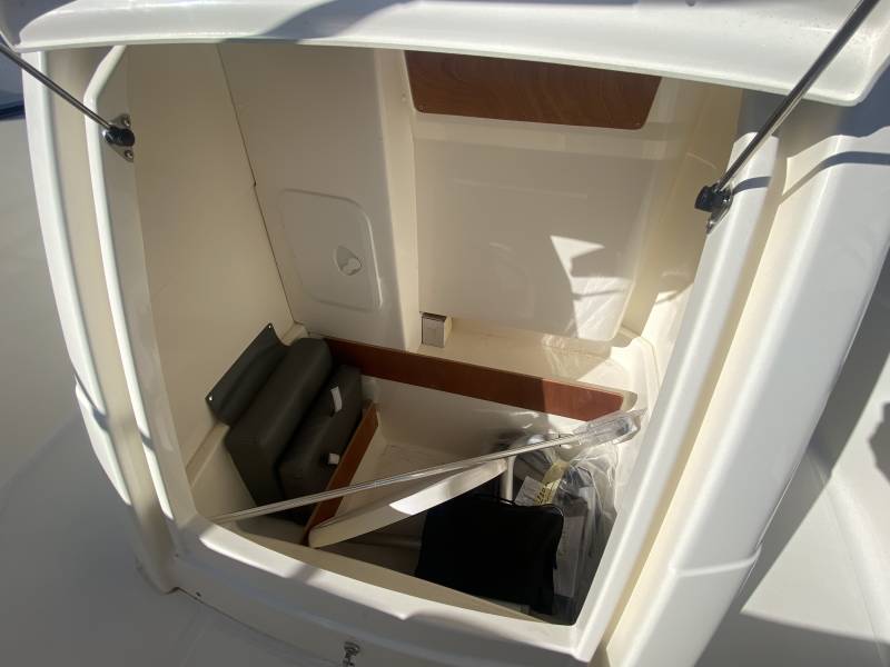 WHITE SHARK 230 CC ORIGIN - OPEN