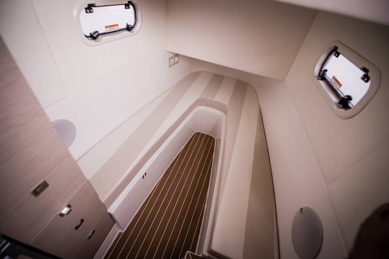 RODMAN 33 OFFSHORE - Experience Yachting