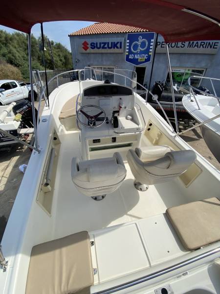 WHITE SHARK 205 - OPEN