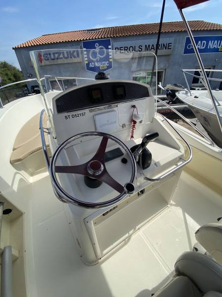 WHITE SHARK 205 - OPEN