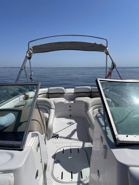 FOUR WINNS 260 HORIZON - BOWRIDER